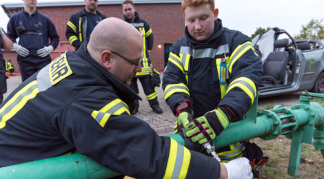 Gemeinsamer Ausbildungsdienst aller drei Gefahrgutzüge des Landkreises Uelzen