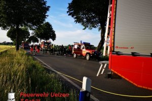 Verkehrsunfall – eingeklemmte Person L270 – OV Uelzen – Esterholz   02.06.2019