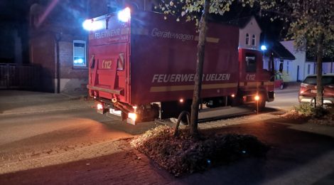 244. Hilfeleistung - - Wasser läuft aus Wohnung