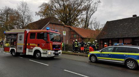 250. Verkehrsunfall - Person eingeklemmt